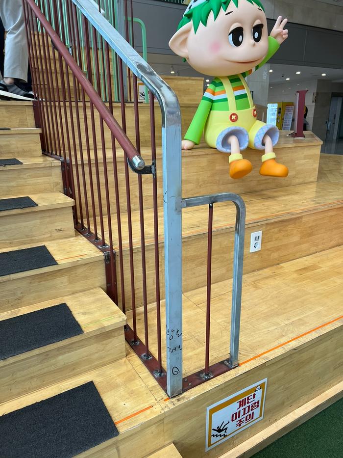 3695294320_32Npxgf0_07c038f83717a65b8fcd0f7f6e02016a8ebfe1d9.jpg 이미지크게보기