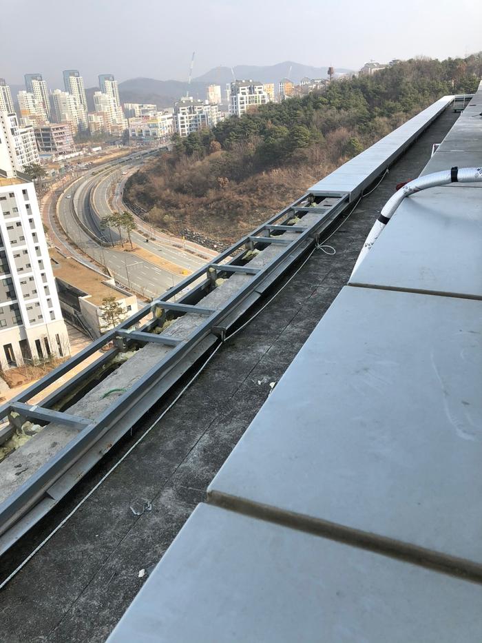 3695294320_mKYNnyIi_a7166aa058580f001ae7406bf0b930fbb691bda7.jpg 이미지크게보기