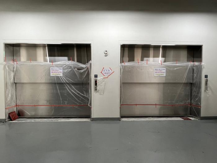 3695294320_rI1DlwbW_e66a1b8eae148abb32816f1feb535db494dfbce8.jpg 이미지크게보기