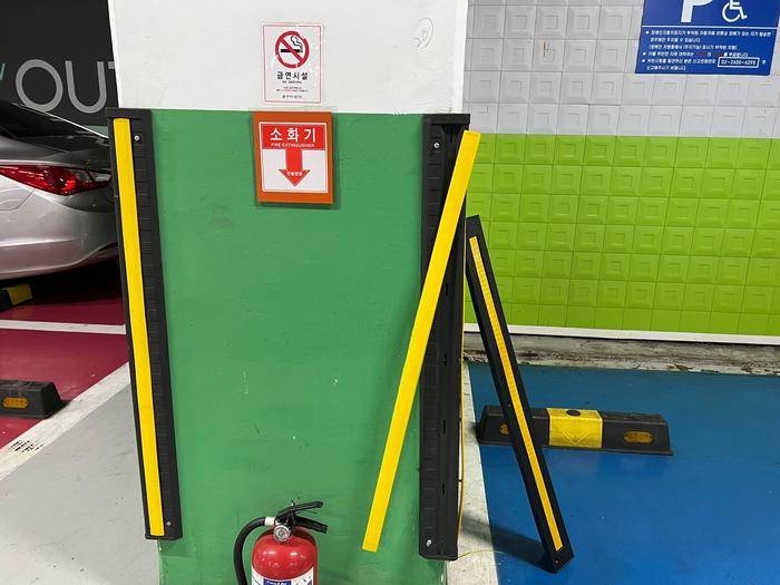 3695294320_v40katDf_580a37f71fc6fd95907c860c300d559809223615.jpg 이미지크게보기